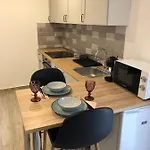 Varosi Menedek Апартаменты Веспрем