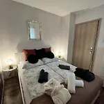 Varosi Menedek Апартаменты Веспрем